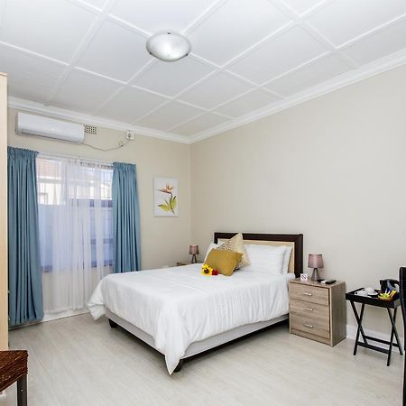 Walmer Villiers Self Catering Otel Port Elizabeth Dış mekan fotoğraf