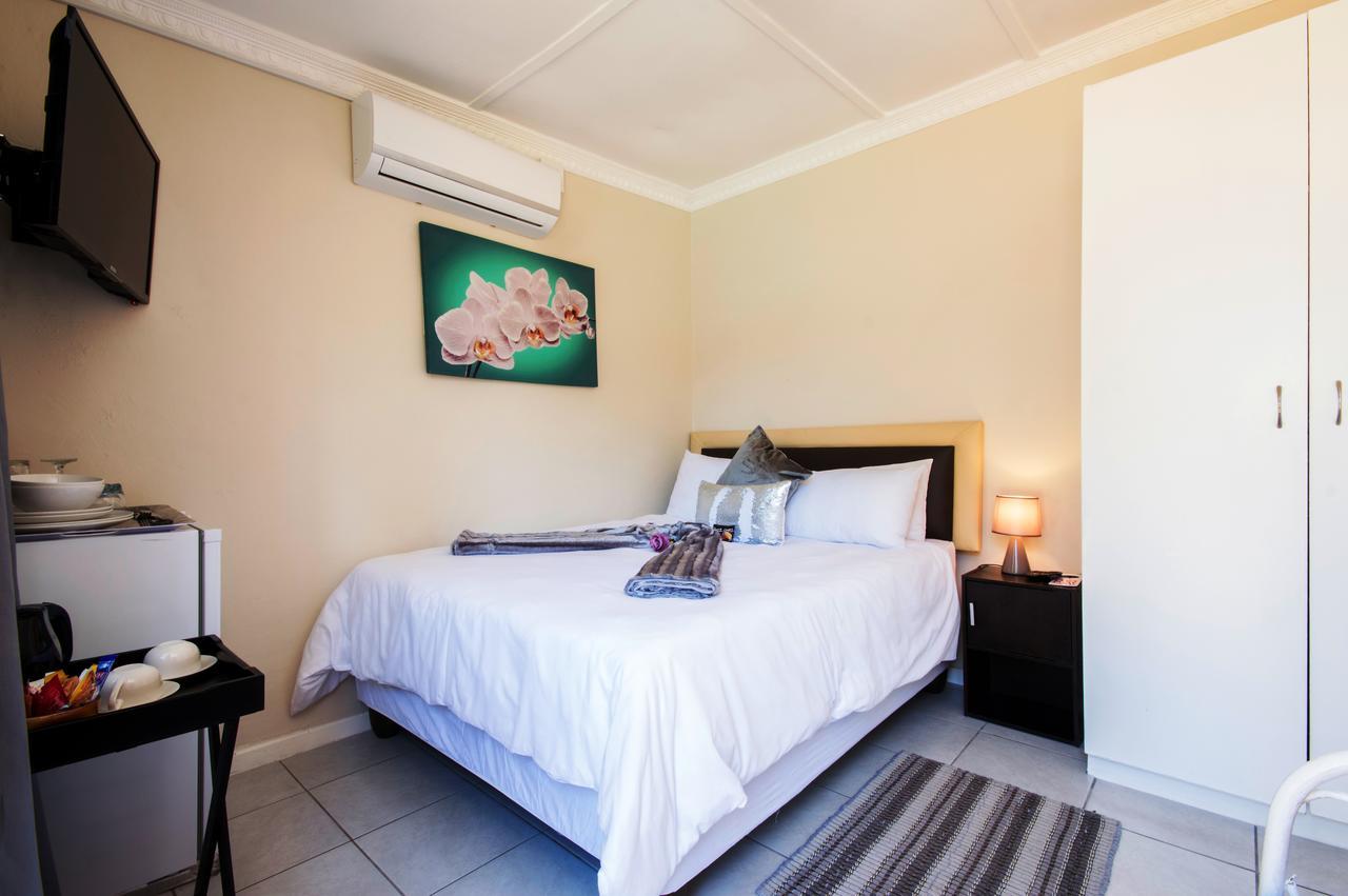 Walmer Villiers Self Catering Otel Port Elizabeth Dış mekan fotoğraf