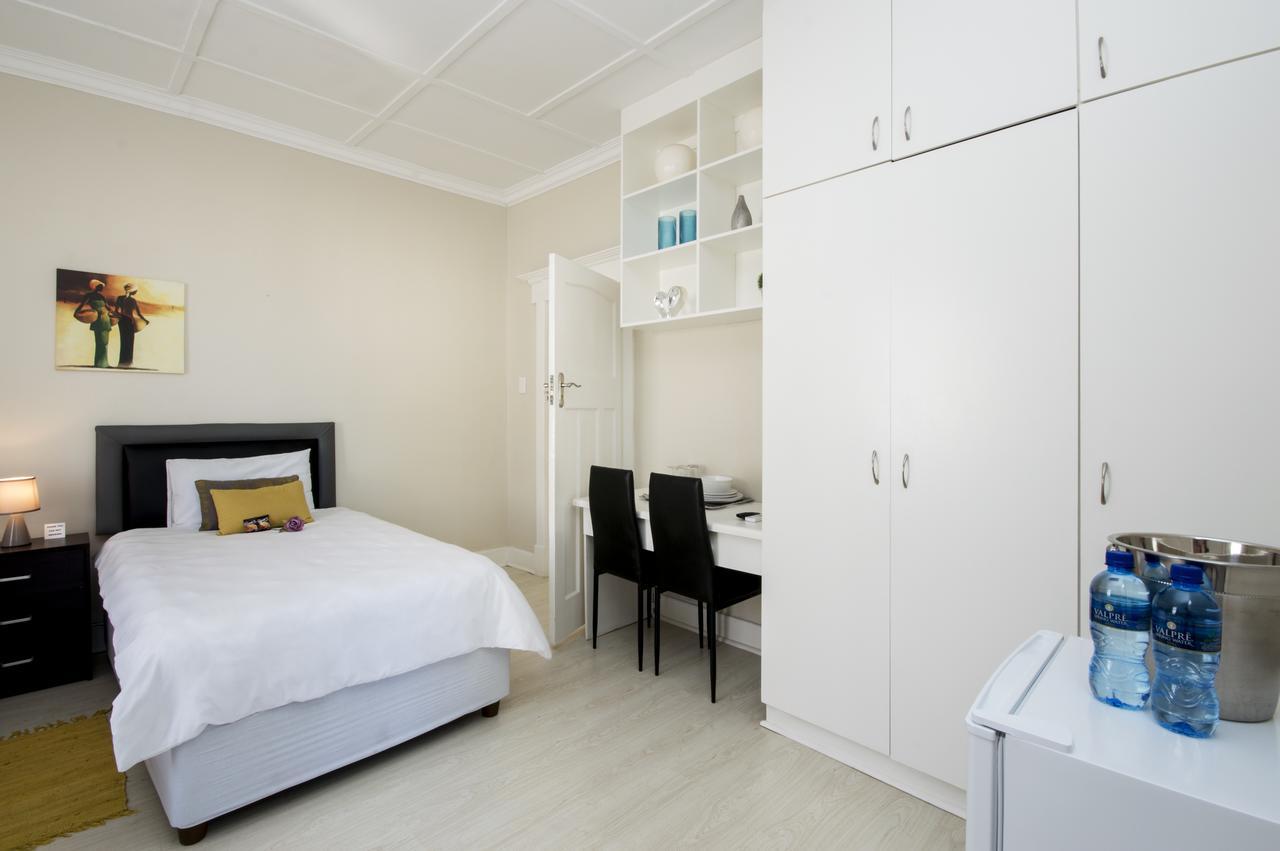 Walmer Villiers Self Catering Otel Port Elizabeth Dış mekan fotoğraf